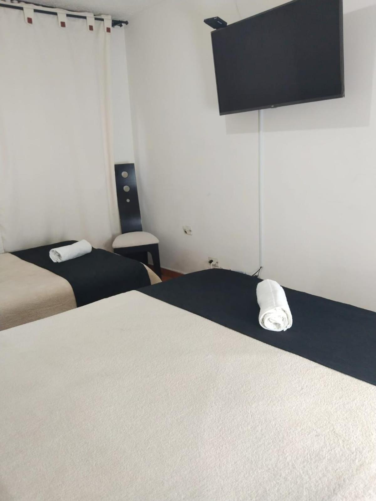 Habitaciones Cerca Al Aeropuerto Centro Y Centro Conecta Embajada Americana Bogota Ngoại thất bức ảnh